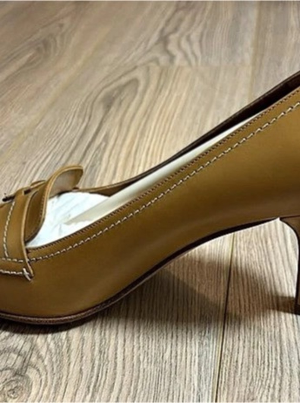 Vintage Salvatore Ferragamo Frame Pump Brown US 10
BRAND NEW